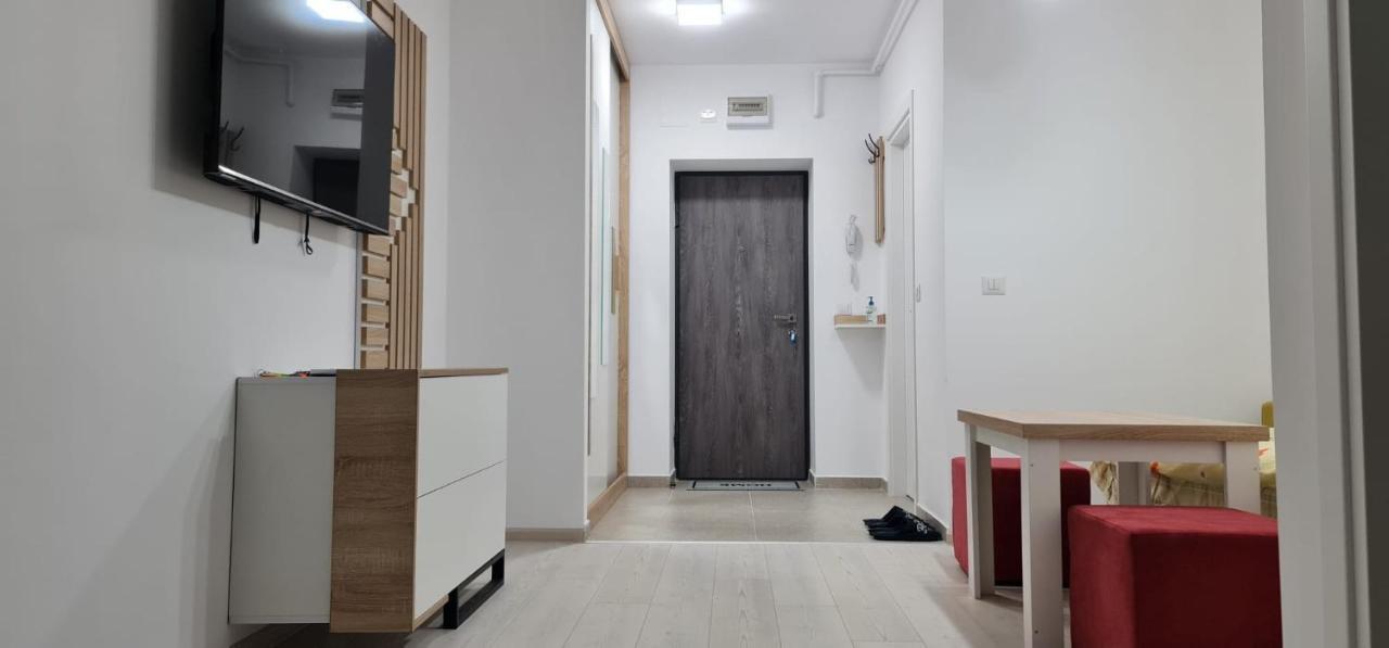 Studio Spatios,Intim+ Loc Parcare Propriu,Vedere Panoramica,Utilat De Lux ブカレスト エクステリア 写真